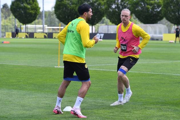 Fußball 1. Bundesliga Training Borussia Dortmund am 28.05.2024 auf dem Trainingsgelände Hohenbuschei in Dortmund Emre Can ( Dortmund ), vorne - Marius Wolf ( Dortmund ), hinten