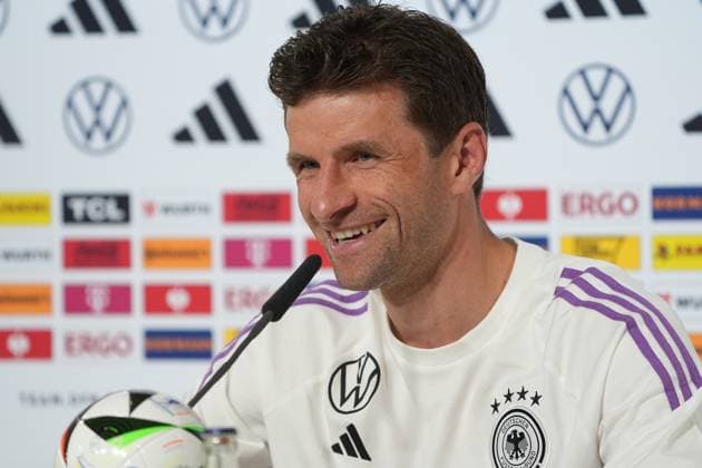 Thomas Müller (Deutschland Germany) in der Pressekonferenz - Blankenhain 28.05.2024: Pressekonferenz der Deutschen Nationalmannschaft zur EM-Vorbereitung, Golf Resort Weimarer Land