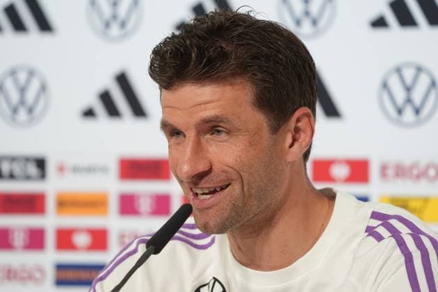 Thomas Müller (Deutschland Germany) in der Pressekonferenz - Blankenhain 28.05.2024: Pressekonferenz der Deutschen Nationalmannschaft zur EM-Vorbereitung, Golf Resort Weimarer Land