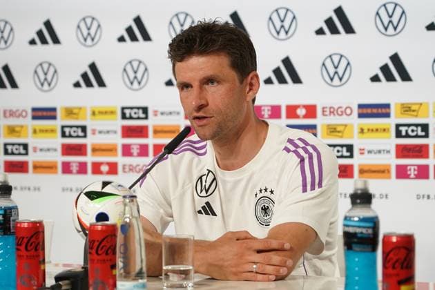 Thomas Müller (Deutschland Germany) in der Pressekonferenz - Blankenhain 28.05.2024: Pressekonferenz der Deutschen Nationalmannschaft zur EM-Vorbereitung, Golf Resort Weimarer Land
