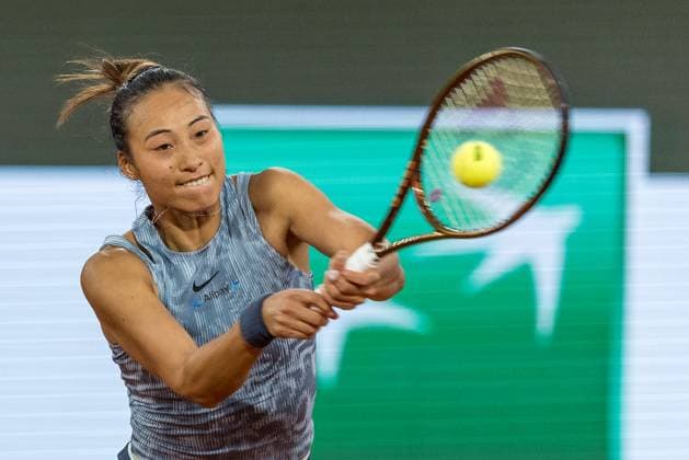 2024 French Open - Day 3 Qinwen Zheng is participating in Roland Garros 2024 in Paris, France, on May 28, 2024. Paris France  Copyright: xFotoxOlimpikx originalFilename:jastrzebowski-rolandga240528_npNyB.jpg
