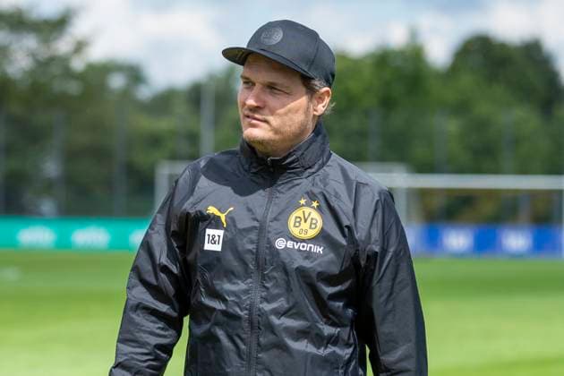 Training Borussia Dortmund, 28.05.2024 Edin Terzic (Borussia Dortmund, Cheftrainer). Trainingseinheit von Borussia Dortmund am 28.05.2024 vor dem UEFA Championsleague Finale gegen Real Madrid, Trainingsgelände Hohenbuschei, Dortmund DFL regulations prohibit any use of photographs as image sequences and or quasi-video Copyright: xBEAUTIFULxSPORTS Meuselx