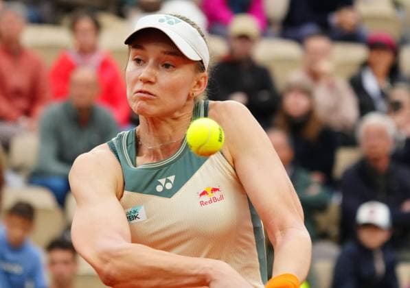 Elena Rybakina in first round action French Open Tennis, Day 3, Tennis, Roland Garros, Paris, France - 28 May 2024  Copyright: xJavierxGarcia Shutterstockx 14506171av