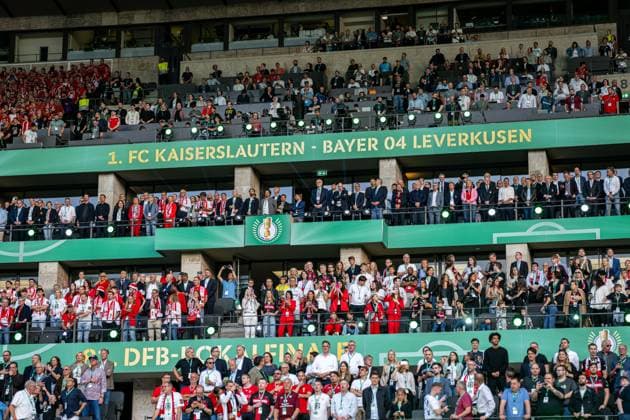 Fußball Berlin 25.05.2024 DFB Pokalfinal 1. FC Kaiserslautern - Bayer 04 Leverkusen 0:1 Bayer 04 Leverkusen gewinnt den Deutschen Pokal 2024 Ehrentribüne Olympiastadion Berlin Sportstätte