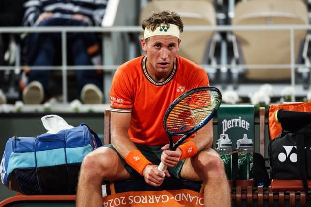 2024 French Open - Day 3 Casper Ruud is playing against Felipe Meligeni Alves in the first round of the men s singles at the Roland Garros French Open tennis tournament on day three in Paris, France, on May 28, 2024. Paris France  Copyright: xIbrahimxEzzatx originalFilename:ezzat-notitle240528_npwBm.jpg