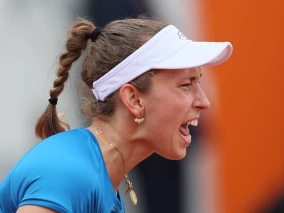 Belgian Elise Mertens celebrates during a tennis match between Belgian Mertens and Argentinian Carle, in the first round of the women s singles, at the Roland Garros French Open tennis tournament, in Paris, France, Tuesday 28 May 2024. This year s tournament takes place from 26 May to 09 June. BENOITxDOPPAGNE  x93526530x