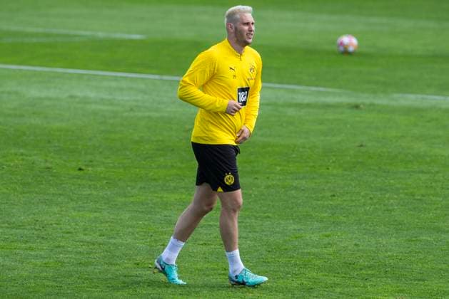 Training Borussia Dortmund, 28.05.2024 Niklas Süle (Borussia Dortmund, 25). Trainingseinheit von Borussia Dortmund am 28.05.2024 vor dem UEFA Championsleague Finale gegen Real Madrid, Trainingsgelände Hohenbuschei, Dortmund DFL regulations prohibit any use of photographs as image sequences and or quasi-video Copyright: xBEAUTIFULxSPORTS Meuselx