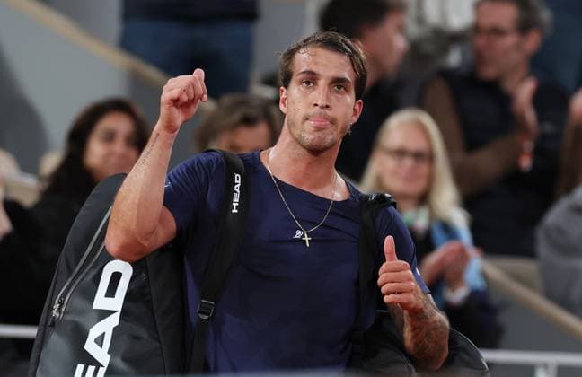 (240529) -- PARIS, May 29, 2024 -- Felipe Meligeni Alves of Brazil leaves after the men s singles first round match between Casper Ruud of Norway and Felipe Meligeni Alves of Brazil at the French tennis tournament at Roland Garros in Paris, France, on May 28, 2024. ) (SP)FRANCE-PARIS-TENNIS-FRENCH OPEN-MEN S SINGLES GaoxJing 