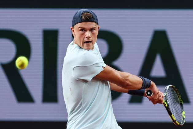 2024 French Open - Day 3 Holger Rune is playing against Daniel Evans in the first round of the men s singles at the Roland Garros French Open tennis tournament on day three in Paris, France, on May 28, 2024. Paris France  Copyright: xIbrahimxEzzatx originalFilename:ezzat-notitle240528_npo74.jpg