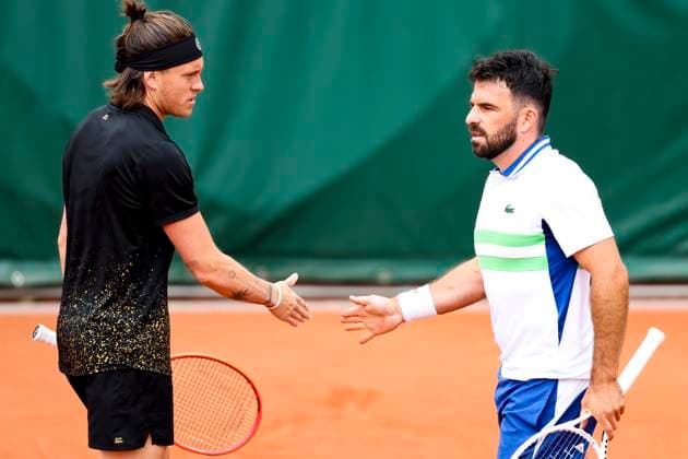 TENNIS - French Open 2024 PARIS,FRANCE,29.MAY.24 - TENNIS - ATP, Tennis Herren World Tour, French Open, Roland Garros, Grand Slam. Image shows Sam Weissborn (AUT) and Romain Arneodo (MON).  GEPAxpictures xPatrickxSteiner