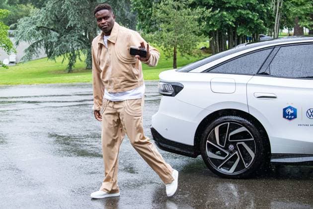 Brice Samba FOOTBALL : Arrivee des joueurs de lÂ’Equipe de France - Clairefontaine - 29 05 2024 BaptisteAutissier Panoramic 