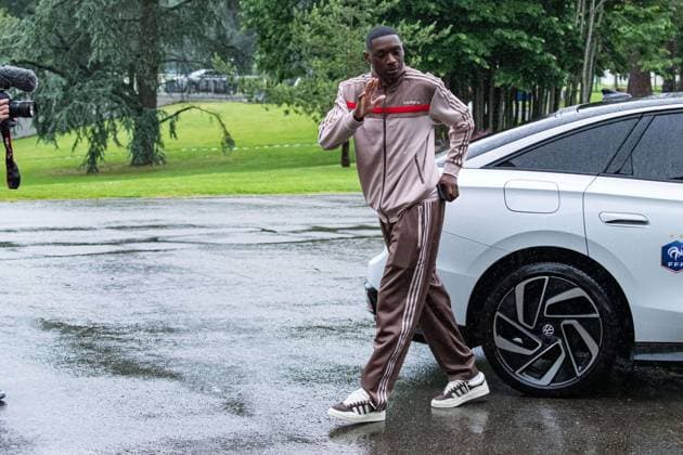 Randal Kolo Muani FOOTBALL : Arrivee des joueurs de lÂ’Equipe de France - Clairefontaine - 29 05 2024 BaptisteAutissier Panoramic 