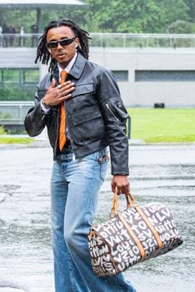 Jules Kounde FOOTBALL : Arrivee des joueurs de lÂ’Equipe de France - Clairefontaine - 29 05 2024 BaptisteAutissier Panoramic 