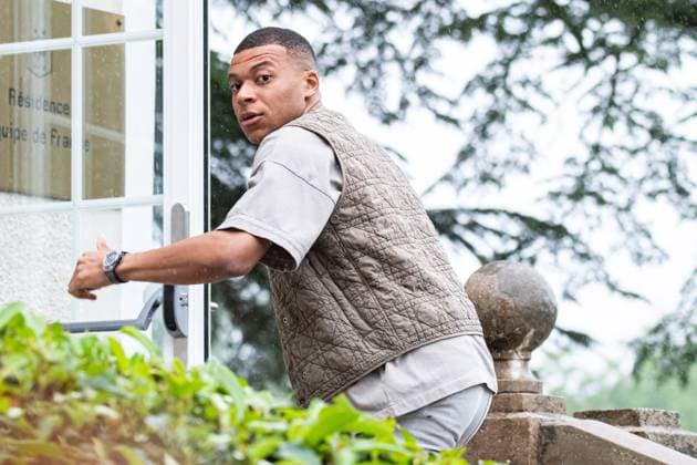 Kylian Mbappe FOOTBALL : Arrivee des joueurs de l™Equipe de France - Clairefontaine - 29 05 2024 BaptisteAutissier Panoramic 