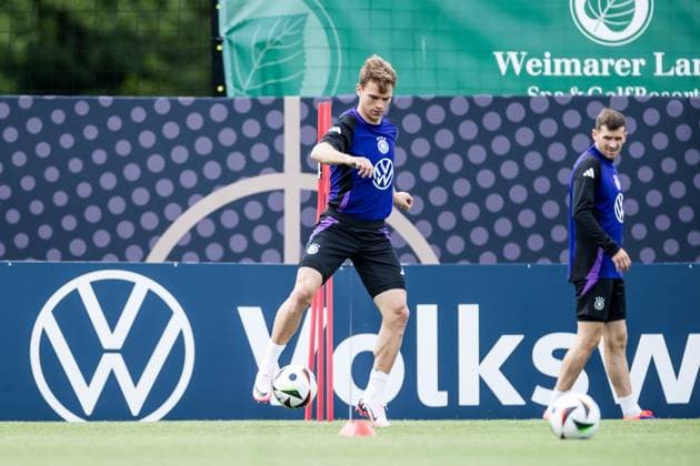 DFB Trainingslager Training; 29.05.2024 Joshua Kimmich (Deutschland) am Ball DFB Trainingslager Training; Blankenhain, Golf&Spa Resort Weimarer Land am 29.05.2024 Copyright: xBEAUTIFULxSPORTS Wunderlx