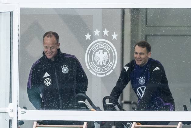 DFB Trainingslager Training; 29.05.2024 Manuel Neuer (Deutschland) auf dem Ergometer im Fitnesszelt DFB Trainingslager Training; Blankenhain, Golf&Spa Resort Weimarer Land am 29.05.2024 Copyright: xBEAUTIFULxSPORTS Wunderlx