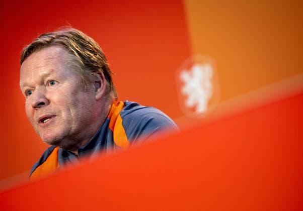 ZEIST - National coach Ronald Koeman during a press conference, PK, Pressekonferenz of the Dutch national team, Nationalteam on the KNVB Campus on May 29, 2024 in Zeist, the Netherlands. The Dutch national team is preparing for the European Football Championship in Germany. ANP KOEN VAN WEEL UEFA EURO, EM, Europameisterschaft,Fussball 2024 Germany 2024 xVIxANPxSportx xxANPxIVx 499874377 originalFilename: 499874377.jpg