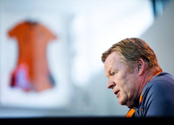 ZEIST - National coach Ronald Koeman during a press conference, PK, Pressekonferenz of the Dutch national team, Nationalteam on the KNVB Campus on May 29, 2024 in Zeist, the Netherlands. The Dutch national team is preparing for the European Football Championship in Germany. ANP KOEN VAN WEEL UEFA EURO, EM, Europameisterschaft,Fussball 2024 Germany 2024 xVIxANPxSportx xxANPxIVx 499876522 originalFilename: 499876522.jpg