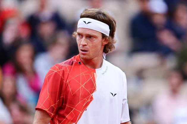 2024.05.29 Paryz Tenis French Open Roland Garros 2024 Andrey Rublev - Pedro Martinez N Z Andrey Rublev Foto Pawel Andrachiewicz PressFocus 2024.05.29 Paris Tennis French Open Roland Garros 2024 Andrey Rublev - Pedro Martinez Andrey Rublev Photo Pawel Andrachiewicz PressFocus NEWSPIX.PL --- Newspix.pl POLAND OUT!  20240529_PF_PA380