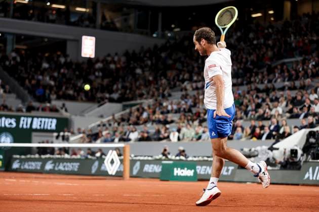 TENNIS - French Open 2024 PARIS,FRANCE,28.MAY.24 - TENNIS - WTA, Tennis Damen Tour, French Open, Roland Garros, Grand Slam. Image shows Richard Gasquet (FRA).  GEPAxpictures xPatrickxSteiner