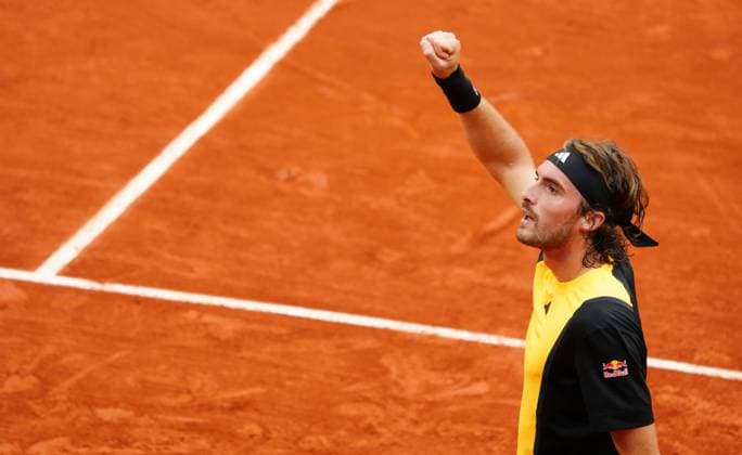 Stefanos Tsitsipas celebrates French Open Tennis, Day 4, Tennis, Roland Garros, Paris, France - 29 May 2024  Copyright: xJavierxGarcia Shutterstockx 14513222hv