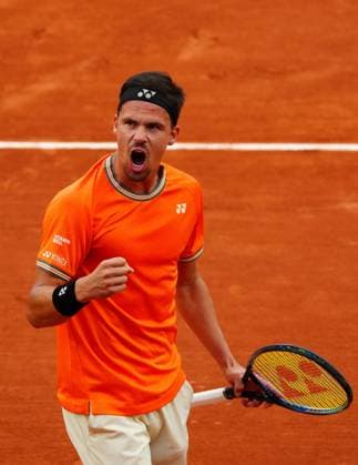 Daniel Altmaier celebrates French Open Tennis, Day 4, Tennis, Roland Garros, Paris, France - 29 May 2024  Copyright: xJavierxGarcia Shutterstockx 14513222ho