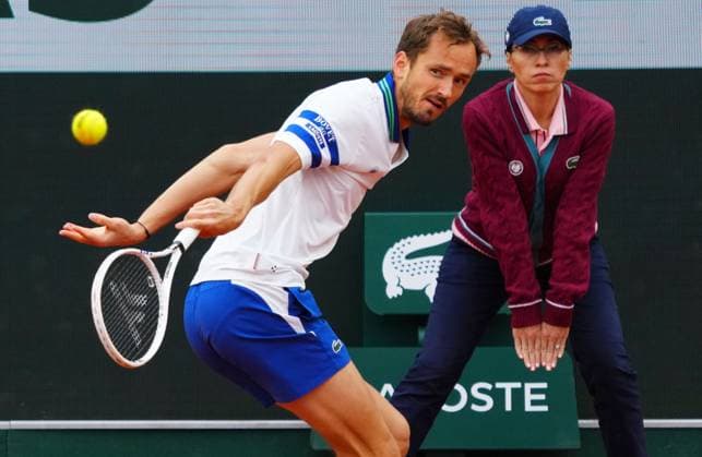 Daniil Medvedev in second round action French Open Tennis, Day 5, Tennis, Roland Garros, Paris, France - 30 May 2024  Copyright: xJavierxGarcia Shutterstockx 14513421d