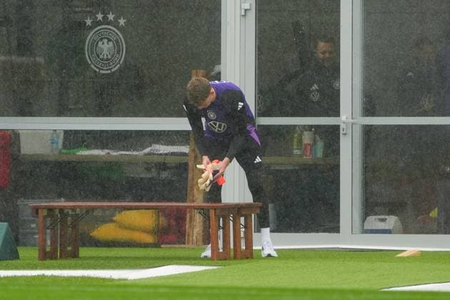 Torwart Goalie Alexander Nübel (Deutschland Germany) - Blankenhain 30.05.2024: Trainingslager der Deutschen Nationalmannschaft zur EM-Vorbereitung, Golf Resort Weimarer Land