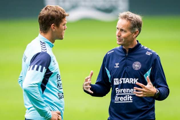 National coach Kasper Hjulmand, as the danish national football team is training at Broendby Stadium on Thursday, May 30, 2024..The team is preparing for the UEFA EURO, EM, Europameisterschaft,Fussball 2024 European Football Championship (Photo: Ida Marie Odgaard Ritzau Scanpix) , Broendby Denmark Copyright: RitzauxScanpix IdaxMariexOdgaardx spdk20240530-113931-L