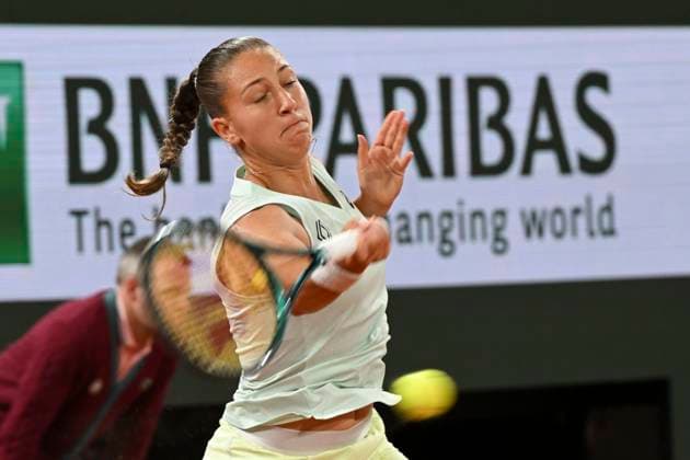 Elina Svitolina (UKR) Vs Diane Parry (FRA) TENNIS : Roland Garros 2024 - 30 05 2024 MichaelBaucher Panoramic 