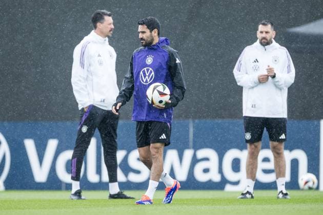 DFB Trainingslager Training; 30.05.2024 Ilkay Gündogan (Deutschland) mit Ball DFB Trainingslager Training; Blankenhain, Golf&Spa Resort Weimarer Land am 30.05.2024 Copyright: xBEAUTIFULxSPORTS Wunderlx
