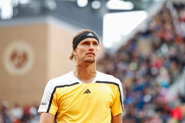 Alexander Zverev Tennis - French Open 2024 - Roland Garros - Paris - - France - 30 May 2024. Copyright: xJuergenxHasenkopfx