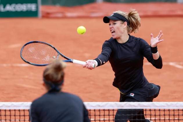 Barbora Krejcikova, Laura Siegemund, Damen Doppel Tennis - French Open 2024 - Roland Garros - Paris - - France - 31 May 2024. Copyright: xJuergenxHasenkopfx