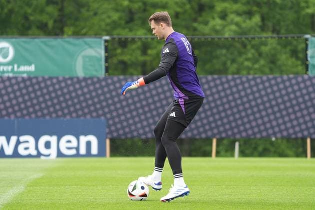 Torwart Goalie Manuel Neuer (Deutschland Germany) - Blankenhain 31.05.2024: Trainingslager der Deutschen Nationalmannschaft zur EM-Vorbereitung, Golf Resort Weimarer Land