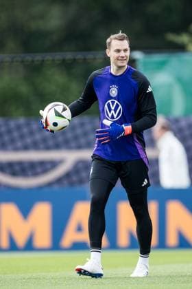 DFB Trainingslager Training; 31.05.2024 Manuel Neuer (Deutschland) mit Ball DFB Trainingslager Training; Blankenhain, Golf&Spa Resort Weimarer Land am 31.05.2024 Copyright: xBEAUTIFULxSPORTS Wunderlx
