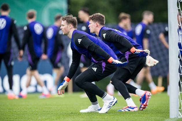 Sport Bilder des Tages DFB Trainingslager Training; 31.05.2024 Manuel Neuer (Deutschland) und Alexander Nübel (Deutschland) im Torwarttraining DFB Trainingslager Training; Blankenhain, Golf&Spa Resort Weimarer Land am 31.05.2024 Copyright: xBEAUTIFULxSPORTS Wunderlx