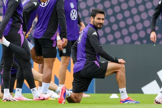 Ilkay Guendogan schaut, Training Tag 5, Trainingslager der deutschen Natiionalmannschaft, Spa- und GolfResort Weimarer Land, 31.05.2024, Blankenhain, Deutschland.