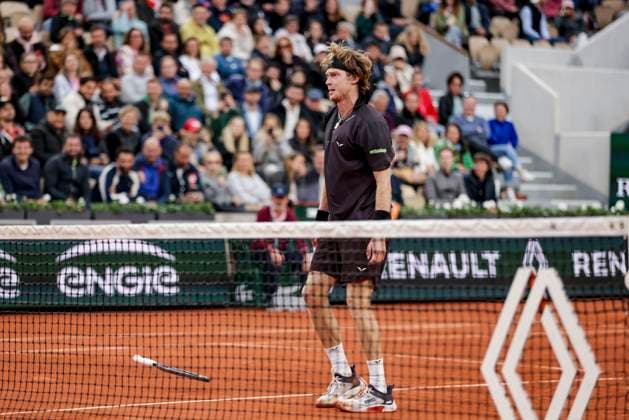 TENNIS - French Open 2024 PARIS,FRANCE,31.MAY.24 - TENNIS - ATP, Tennis Herren World Tour, French Open, Roland Garros, Grand Slam. Image shows Andrey Rublev ( ).  GEPAxpictures xPatrickxSteiner
