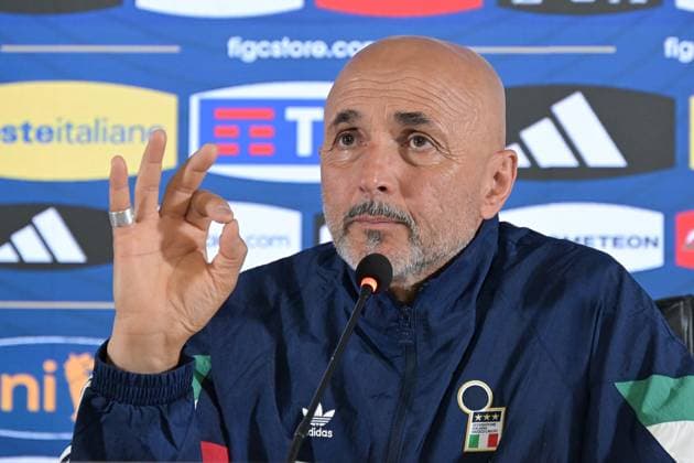31st May 2024; Federal Technical Centre, Coverciano, Italy; Italian Football Training Camp ahead of the friendlies against Bosnia and Turkey, Florence, Italy; Luciano Spalletti coach of Italy during the press conference, PK, Pressekonferenz  ActionPlus12649158 AllShotLive