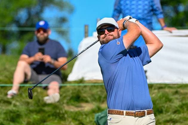 ANCASTER, ON - MAY 31: Erik Barnes (USA) watches his tee shot on 12 during the second round of the RBC Canadian Open on May 31, 2024 at Hamilton Golf & Country Club in Ancaster, Ontario, Canada. (Photo by Ken Murray Icon Sportswire) GOLF: MAY 31 PGA, Golf Herren RBC Canadian Open EDITORIAL USE ONLY Icon240531010