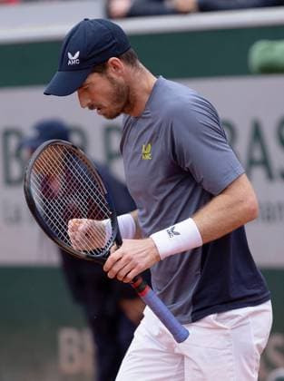 Andy Murray of GBR celebrates French Open Tennis, Day 6, Tennis, Roland Garros, Paris, France - 31 May 2024  Copyright: xEllaxLing Shutterstockx 14516279e