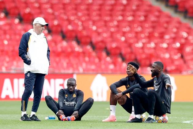 Head Coach Carlo Ancelotti (Real Madrid CF) talks to Antonio Rudiger (Real Madrid CF), Training Session - UEFA Champions League Final 2023 24, Real Madrid CF, Wembley Stadium, May 31, 2024, London, England.