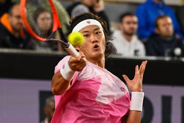 Zhizhen Zhang ( CHN ) during the 2024 French Open at Roland Garros on May 31, 2024 in Paris, France. ( Photo by federico pestellini panoramic ) - TENNIS : Roland Garros 2024 - Internationaux de France - 31 05 2024 FedericoPestellini Panoramic 