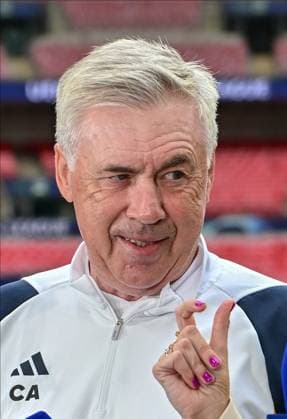 Real Madrid training session ahead of 2024 UEFA Champions League final, London, England London, England. 31st, May 2024. Head coach Carlo Ancelotti of Real Madrid seen during the last training session before the 2024 UEFA Champions League final between Borussia Dortmund and Real Madrid at Wembley in London. London England  Copyright: xGonzalesxPhoto TommasoxFimianox