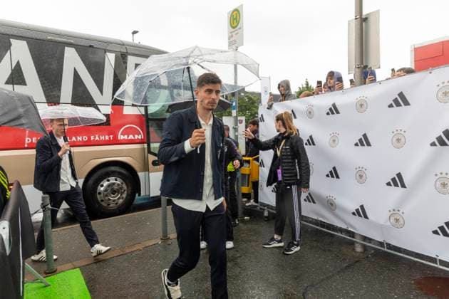 Reportage 31.05.2024 Ankunftsfest der deutschen Männer Nationalmannschaft bei adidas in Herzogenaurach bei strömenden Regen Kai Havertz Herzogenaurach Bayern Deutschland