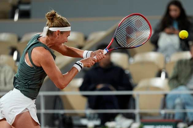 PARIS, FRANCE - MAY 31: Marie Bouzkova of Czech Republic makes a backhand shot during the 3rd round of Roland Garros 2024 match between vs at Roland Garros Stadium on May 31, 2024 in Paris, France. (Photo by Glenn Gervot Icon Sportswire) TENNIS: MAY 31 Roland-Garros EDITORIAL USE ONLY Icon2024053138192024