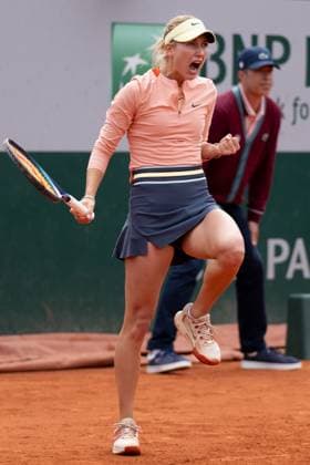 (240601) -- PARIS, June 1, 2024 -- Anastasia Potapova celebrates a score during the women s singles third round match between Wang Xinyu of China and Anastasia Potapova of Russia at the French Open tennis tournament at Roland Garros, Paris, France, May 31, 2024. ) (SP)FRANCE-PARIS-TENNIS-FRENCH OPEN-WOMEN S SINGLES MengxDingbo 
