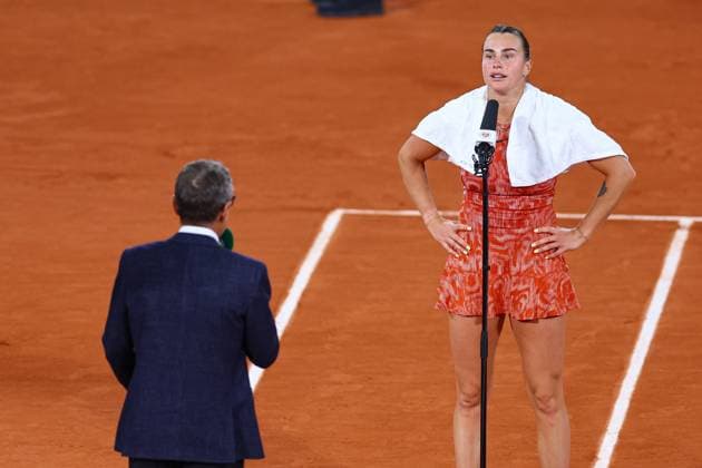 2024.06.01 Paryz Tenis French Open Roland Garros 2024 Paula Badosa - Aryna Sabalenka N Z Aryna Sabalenka Foto Pawel Andrachiewicz PressFocus 2024.06.01 Paris Tennis French Open Roland Garros 2024 Paula Badosa - Aryna Sabalenka Aryna Sabalenka Photo Pawel Andrachiewicz PressFocus NEWSPIX.PL --- Newspix.pl  20240601_PF_PA230