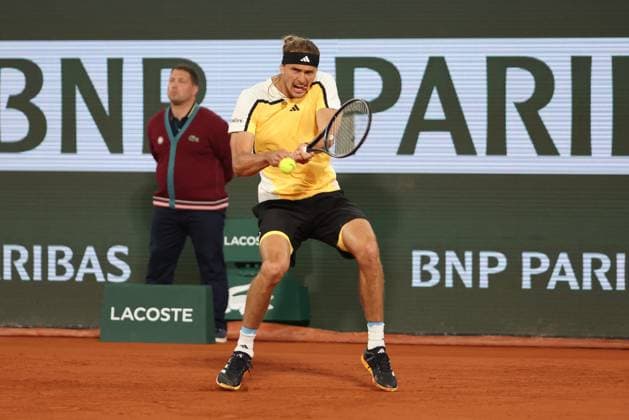 ROLAND GARROS 2024 Thierry Larret Maxppp. Tennis. Roland Garros 2024. Internationaux de France de tennis. Stade Roland Garros, Paris (75). Le 1er juin 2024. Court Philippe Chatrier : Alexander ZVEREV (GER) vs Tallon GRIEKSPOOR (NED) PARIS (75) STADE ROLAND GARROS PARIS ILE DE FRANCE FRANCE  Copyright: xThierryxLarret MAXPPPxThierryxLarretx TL_20240601_0386 0492763375st