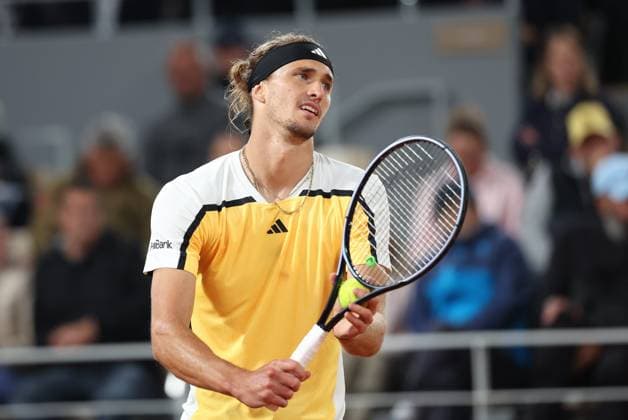 ROLAND GARROS 2024 Thierry Larret Maxppp. Tennis. Roland Garros 2024. Internationaux de France de tennis. Stade Roland Garros, Paris (75). Le 1er juin 2024. Court Philippe Chatrier : Alexander ZVEREV (GER) vs Tallon GRIEKSPOOR (NED) PARIS (75) STADE ROLAND GARROS PARIS ILE DE FRANCE FRANCE  Copyright: xThierryxLarret MAXPPPxThierryxLarretx TL_20240601_0500 0492763394st